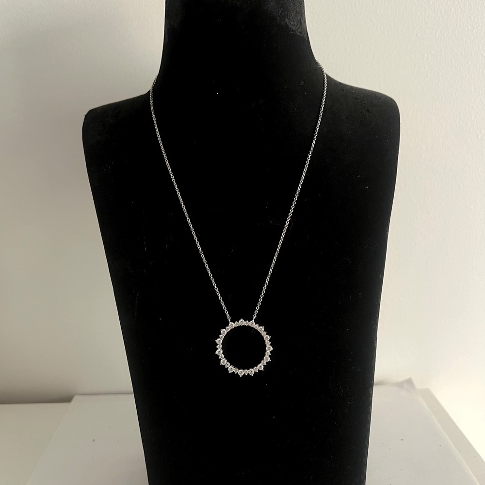 NEW Diamonique Elegant Silver Necklace